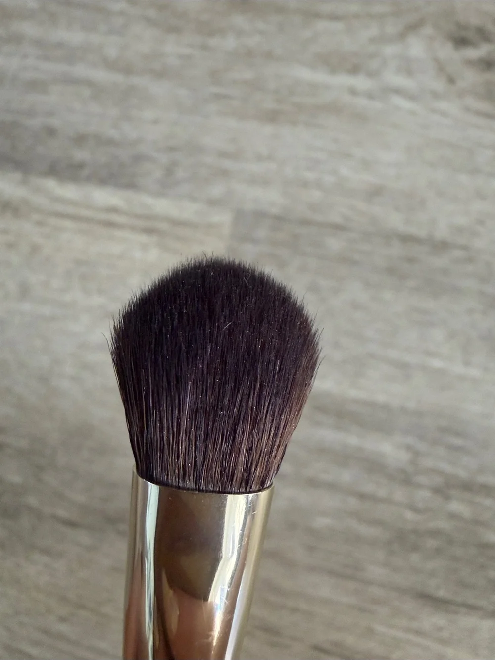 Sarah Cream complexion Brush in Gold — Soft Blending Brush